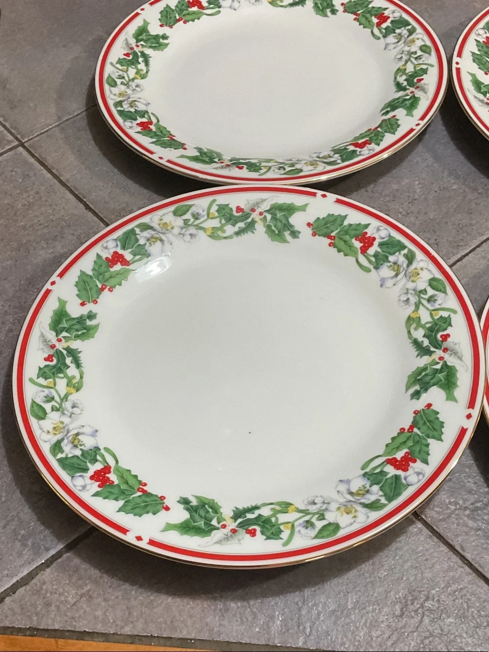 Festive Holly Border Dinner Plate - White, Red & Green